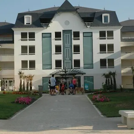 Appartement Charming With Dishwasher Located At A Golf Course *