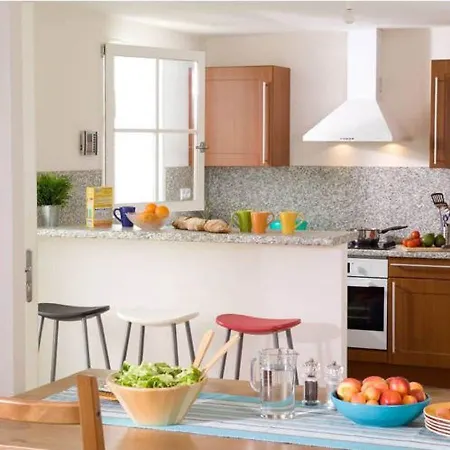 Charming With Dishwasher Located At A Golf Course *