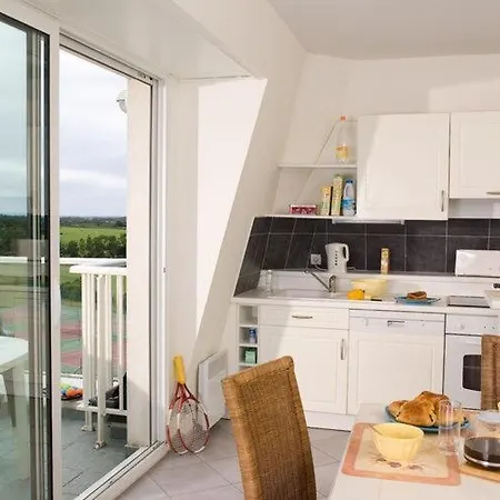 Charming With Dishwasher Located At A Golf Course LʼAiguillon-sur-Vie